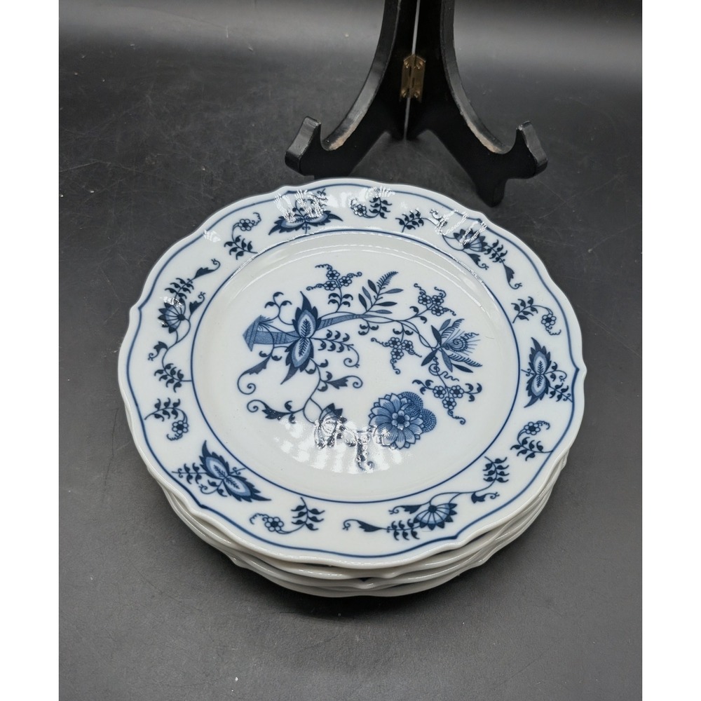 Blue Danube Japan Blue Onion Scalloped Bread and Butter Plates Set of 5 Floral